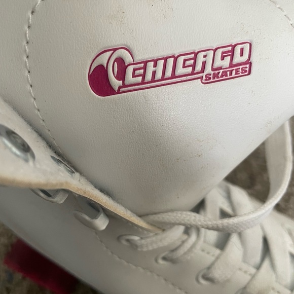 CHICAGO Skates Premium White and Pink Quad Roller Skates for Women - size 7 - Picture 10 of 12